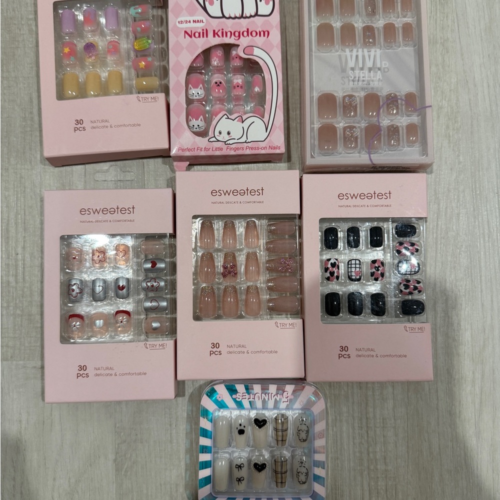 Nail Art Set - Black, Pink, White
